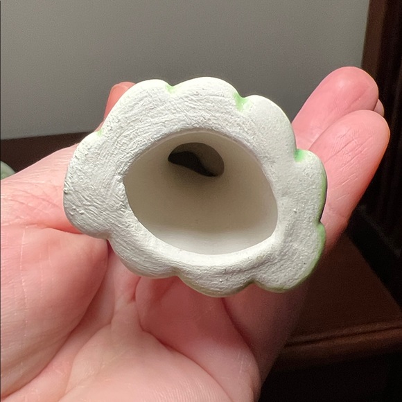 Pair of Vintage Kitsch Christmas Pastel Green Angel Figurines - Picture 7 of 8